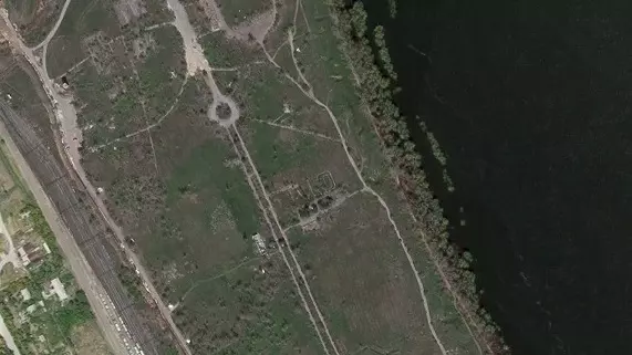 Вид на парк «Дружба» в Кировском районе на карте и со спутника