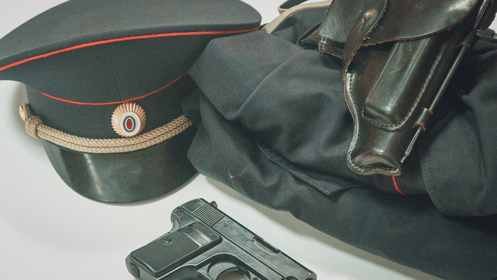 Сливший в сеть допрос школьника полицейский из Иловли может не вернуться в органы