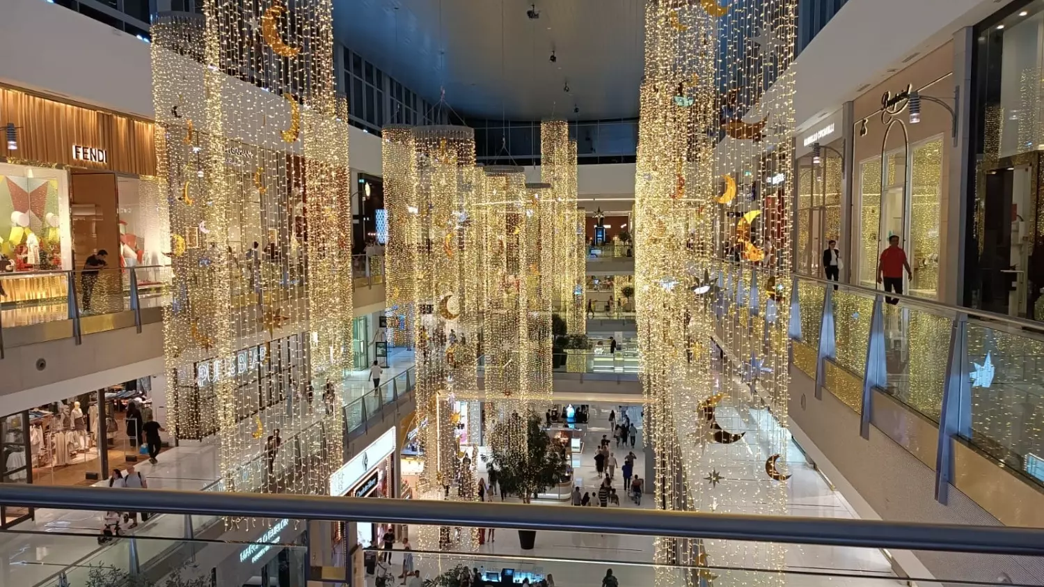 Торговые центры в Дубае наполнены роскошью 