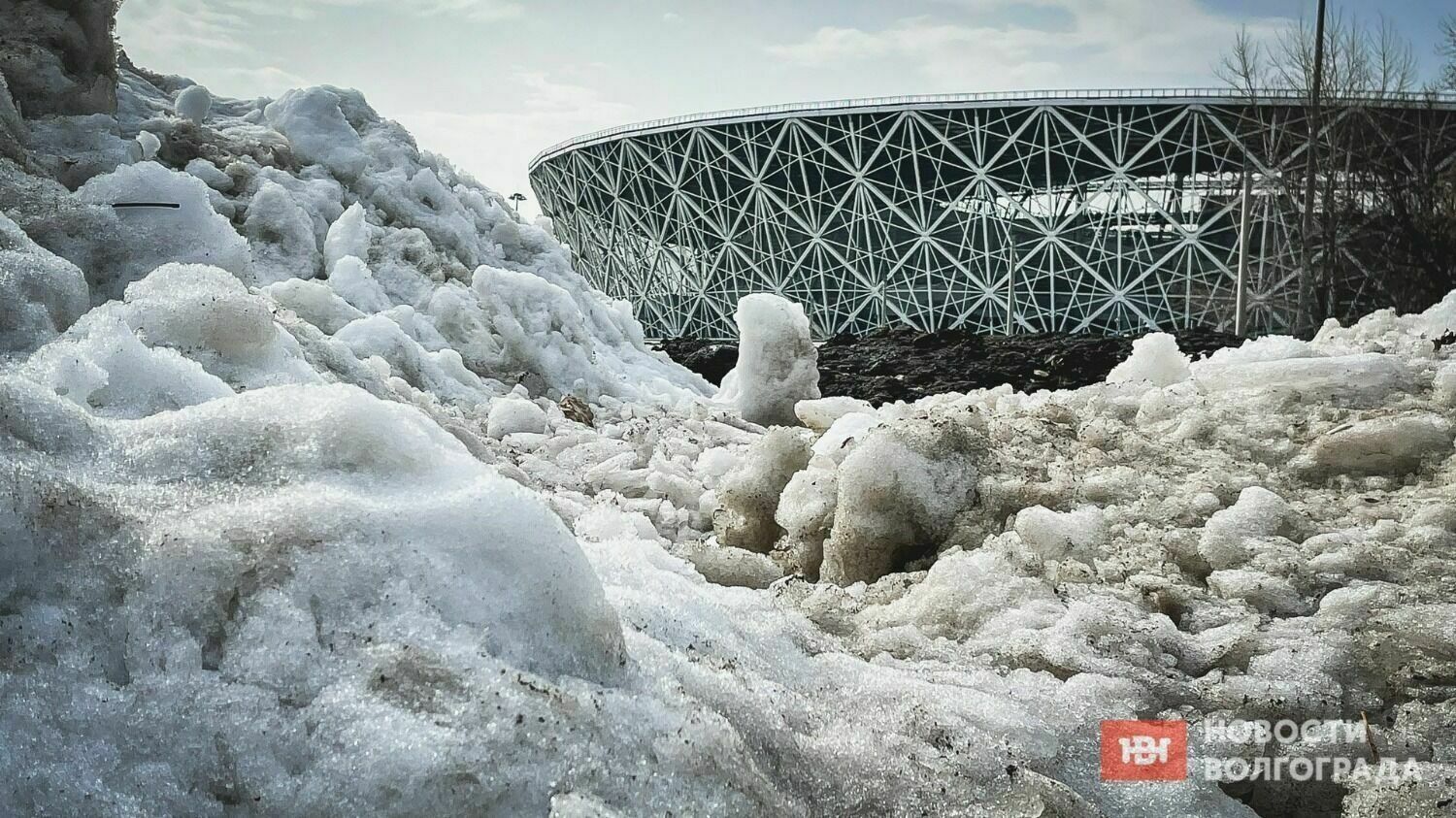 Топить за прошлогодний снег: мэрия Волгограда ищет машину для плавки снега