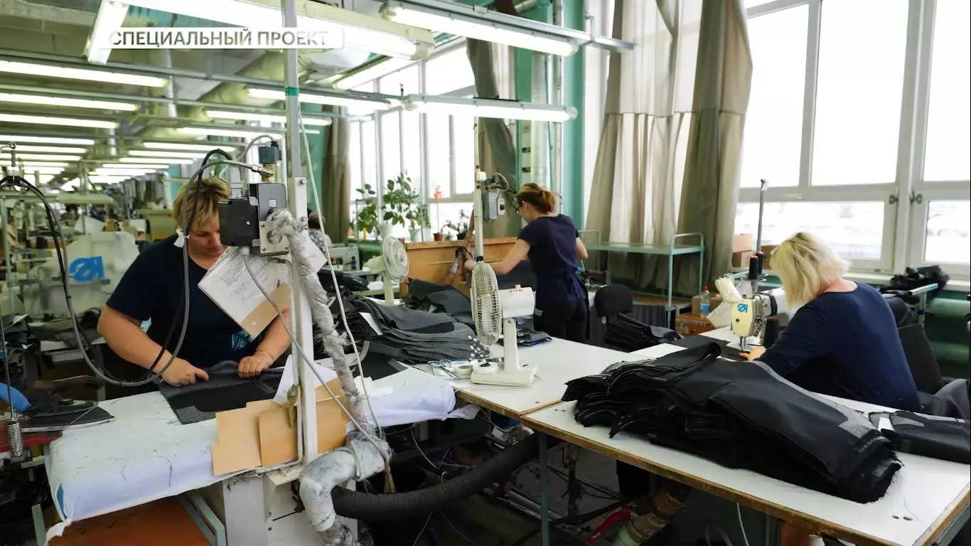 Многие отечественные фабрики одежды работают с прошлого века